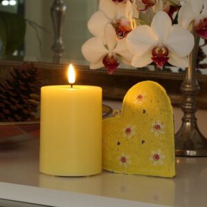 Deluxe Homeart LED-Kerze LED Kerze Mia Echtwachs 3D Flamme Wachsspiegel flackernd H: 10cm D: 7,5cm gelb