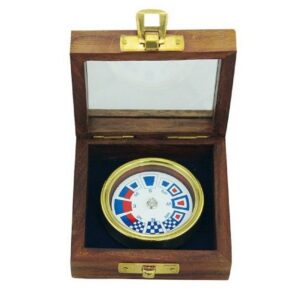Linoows Dekoobjekt Kompass mit Flaggenzeichen, Scheibenkompass, In einer Holzbox
