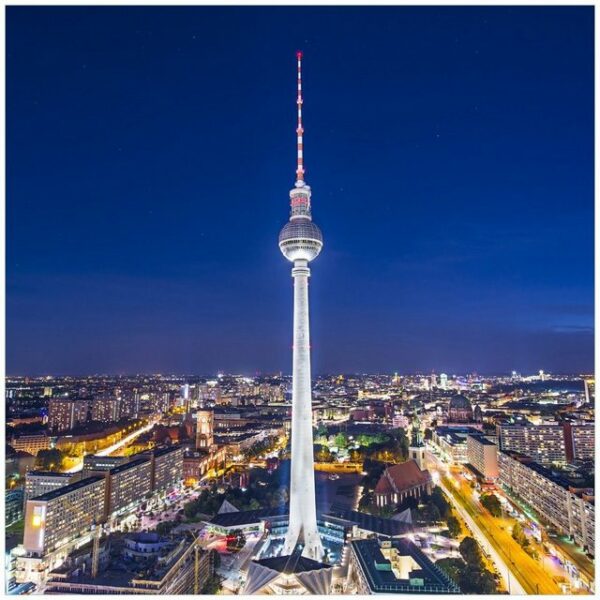 Wallario Möbelfolie Fernsehturm Berlin bei Nacht