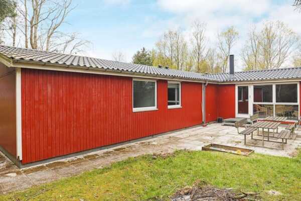 Modernes Ferienhaus in Oster Assels mit Terrasse